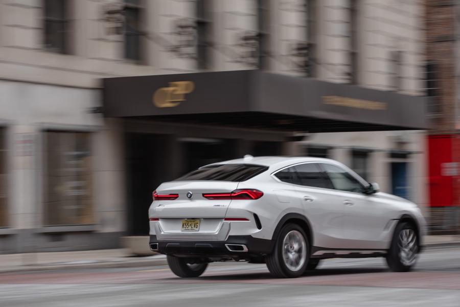  BMW X6 xDrive40i (G06) 2019 года  (NA) (фото 2 из 33)